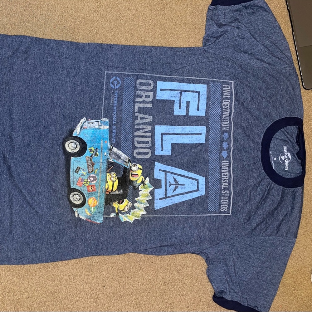 Disney (Universal Studios) Despicable Me T-shirt